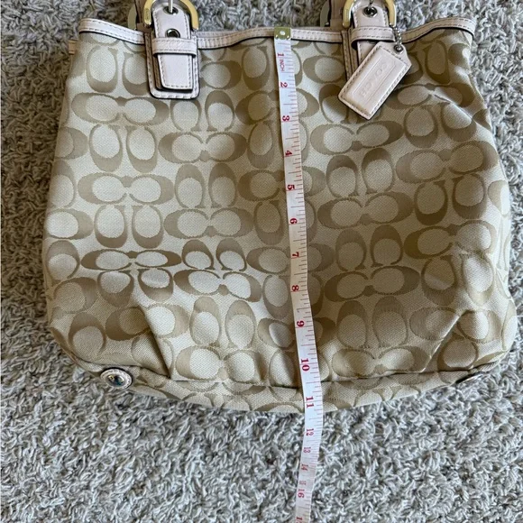 Authentic Signature Coach Light Tan with Blush Pink Shoulder Straps - Picture 16 of 16